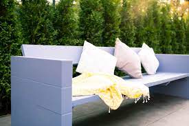 Hier finden sie zahlreiche bauanleitungen für sitzbänke, die den nachbau garantiert zum erfolg führen. Gartenbank Selber Bauen Ideen Und Tipps Obi