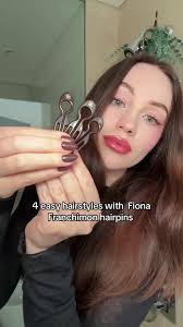 How Do You Use The Fiona Francimo Clip