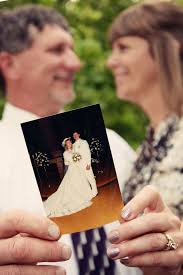Is It Your 25th Wedding Anniversary Here Are Some Tips For Renewing Your Vows Wedding Anniversary Photos Wedding Renewal Vows 25th Wedding Anniversary Party