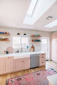 10 colorful kitchens + easy ways to add