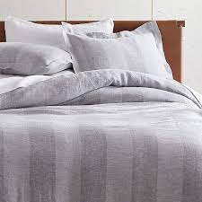 The duvet cover set also has a higher thread count (108 tc) than the average linen fabric used for sheeting (100 tc), so it's made to last. Bold Stripe Linen Duvet Cover Cb2