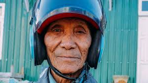 Rochdale family reunited with 'amazing' lost wartime letters