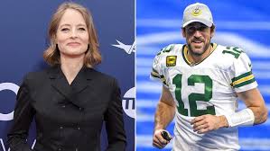 Aaron rodgers has a weekend hawaii fiancé shailene woodley skipped team activities for a tropical excursion organized by the team amid uncertainties about the future of the nfl with the green bay. Jodie Foster Explains Why Shailene Woodley S Fiance Aaron Rodgers Gave Her A Shout Out Wusa9 Com