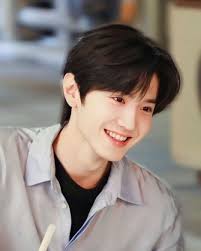 No comparison it's proof he is the most handsome actor that's all. 🔒