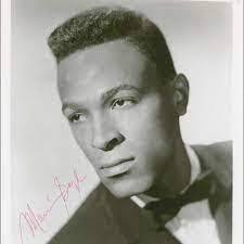 Paulette Staples's Instagram, Twitter & Facebook