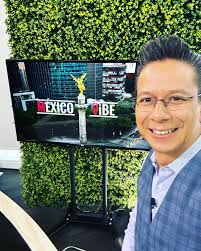 Alfredo Romo's Instagram, Twitter & Facebook