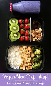Salad Of Melon Watermelon And Mozzarella Healthy Food Mom Recipe Vegan Protein Recipes High Protein Vegan Recipes Vegan Meal Prep