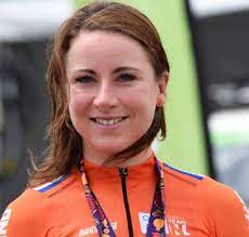 De europees kampioene laat op haar website weten dat ze na de nk tijdrijden en de nk op de weg op. Boek Annemiek Van Vleuten Als Spreker Voor Op Je Event Sportsspeakers