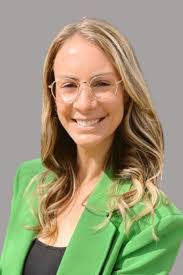 Kristin True's Instagram, Twitter & Facebook