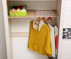 Schönes geschirr für dein dinner: Einfach Gunstig Genial Diese 7 Kleiderschrank Hacks Musst Ihr Ausprobieren Schrank Organizer Aufbewahrung Regale Platz Im Schrank