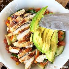 hahnchen avocado bowl rezept in 2020 essen ohne kohlenhydrate rezepte essen ohne kohlenhydrate und kohlenhydratarme rezepte