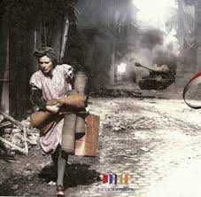 Composé de cinq volets, ce documentaire tente de faire la lumière sur un épisode marquant de notre histoire, la première guerre mondiale. Sur France 2 Apocaplypse La Deuxieme Guerre Mondiale Tout Pour Les Femmes