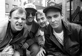 See more concerts near you. Marti Pellow Gives Former Wet Wet Wet Bandmates His Blessing After They Replace Him With Kevin Simm Geeky Craze