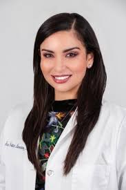 Ana Laureano's Instagram, Twitter & Facebook