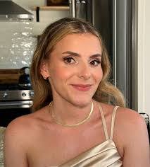 Megan Grossman's Instagram, Twitter & Facebook