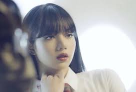 Ảnh hậu trường đẹp 'nhức nhối' của Lisa: Từ nhan sắc đến body đều là đỉnh  cao