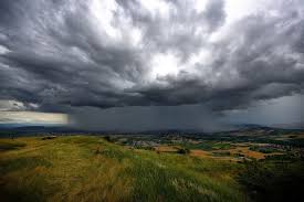 Ces orages donneront également des chutes de grêle et une intense activité électrique, et de vous lisez actuellement : La Creuse Et La Correze Placees En Vigilance Orange Des Orages Attendus Ce Mercredi Soir Gueret 23000