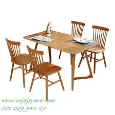Meja makan berbahan dasar kayu trembesi solid mewah selamat datang di toko online furniture kami. Harga Meja Makan Kayu Jati Murah Minimalis Rajajepara Com