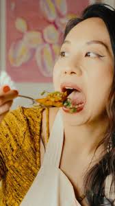 Evelyn Yap (@evehappivore) • Instagram photos and videos