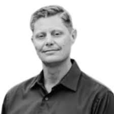 Alicia Sparrow's Instagram, Twitter & Facebook