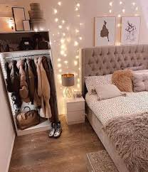 You can't go wrong with brown bedroom furniture. Czck2v3nt2jg4m