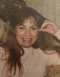 Leslie Leishman's Instagram, Twitter & Facebook