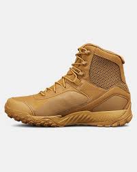 Ua clutchfit™ ankle support system contours & provides supports where you need it most. Men S Ua Valsetz Rts 1 5 Tactical Boots Under Armour