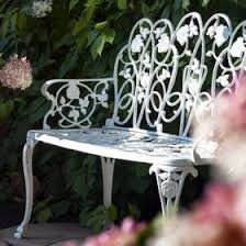 Passend:garten bank metall gartenbank sitzbank metall baumbank metallbank weiss parkbank eisenbank holzbank rosenbogen metallbank ohne lehne metallbett. Gartenbanke Materialien Modelle Und Kauftipps Living At Home