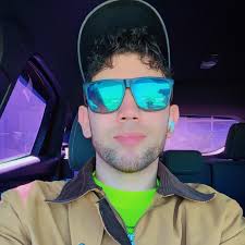 What is causing the fluctuating oil pressure in my 99 7.3 Ford Powerstroke?