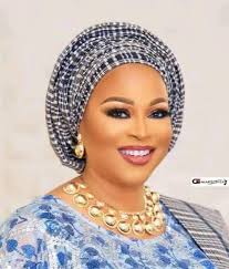 Let's do it again with my wife, Tagalog version ng if I ever fall in love  again. Disclaimer,music and lyrics is belong to the rightful owner. Cover  by Ronilo Tajale and his