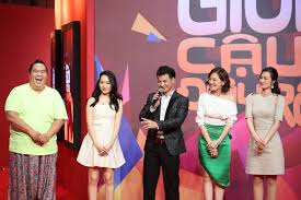 Cặp đôi cũng thường xuyên chia sẻ những khoảnh khắc đáng yêu của con lên mạng xã hội. Máº¡c VÄƒn Khoa Tiáº¿t Lá»™ Vá»£ ChÆ°a CÆ°á»›i Ä'a Co Mang Tren Song Truyá»n Hinh