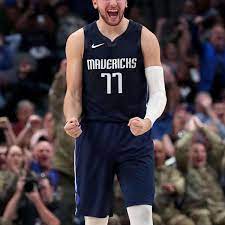 Check out all luka doncic offical products. Luka Doncic Ist Der Neue Star Der Dallas Mavericks Regionalsport