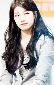 Loose Waves With Side Part On The Fashion Time Thefashiontime Co Fashion Loose Part Side Thefash Korean Hairstyle Long Hair Styles Hair Styles 2014