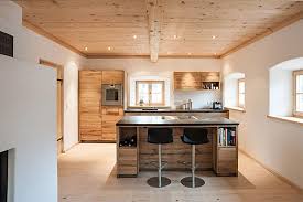 Landhaus Kuche Aus Altholz Haus Kuchen Moderne Kuche Kuche Landhaus Modern