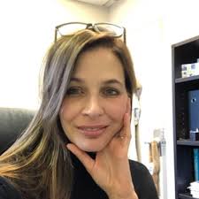 Lisa Espinosa (@espinosalisaa)