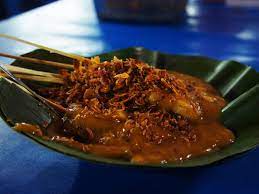 Soto mie, soto mi, or mee soto is a spicy indonesian noodle soup dish commonly found in indonesia, malaysia, and singapore. Resep Kuah Sate Padang Dan Cara Membuatnya Yang Teruji Anti Gagal