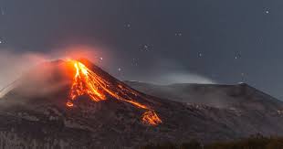 Earthquake triggered by mount etna eruptions causes damage in italy. Mount Etna Eruption Sends Lava Spewing And Huge Column Of Gas Into Night Sky World News Mirror Online