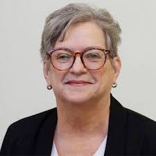 Sandy Sears's Instagram, Twitter & Facebook