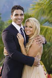.where martinez popped the question to fedotowsky on the season finale of the bachelorette. Ali Fedotowsky And Roberto Martinez Then The Bachelorette Couples Where Are They Now Popsugar Love Sex Photo 15