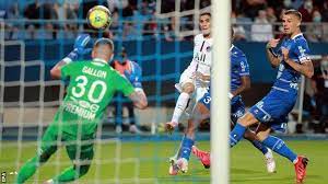 El psg durmió el ritmo con posesiones muy largas e intrascendentes para evitar que el troyes pudiera salir al contragolpe. 9tcwt2t8uq0 Im