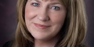 Deborah Rinner's Instagram, Twitter & Facebook