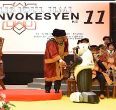 Fakulti informatik & komputeran fakulti pertanian, bioteknologi & sains makanan. Robot Naseem Jadi Tumpuan Di Pentas Konvokesyen Unisza The Malaya Post