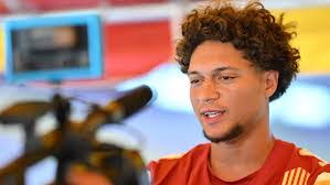 Eric Heft's Instagram, Twitter & Facebook