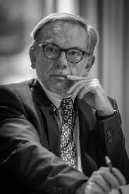 Un général français publie un thriller à la manière de Tom Clancy