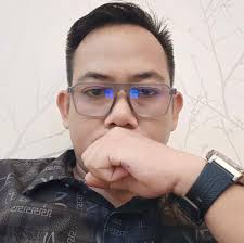 Cats being conscious about the toilet 🐈