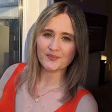 Charlotte Marsh's Instagram, Twitter & Facebook