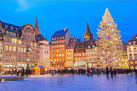 Vous y trouverez de lartisanat, des produits. Christkindelsmarik Marche De Noel A Strasbourg Agenda Alsace Routard Com