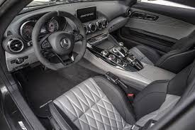 To Mono Poy Xreiazetai Na Kanete Sthn Mercedes Amg Gt C Einai Na Prosde8eite Mercedez Benz Mercedes Amg Autos