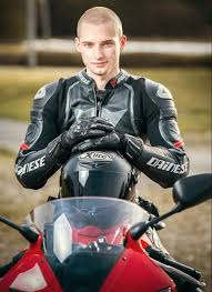 Cut your hair short to avoid the whole drama of having helmet hair from your motorcycle helmets. Motorcycle Men Hairstyles And Biker Hair Ideas Men S Hair Forum