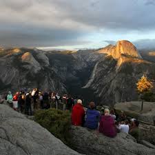 The trail is primarily used for hiking, walking, nature trips, and snowshoeing and is best used from may until october. Yosemite Hikes Glacier Point